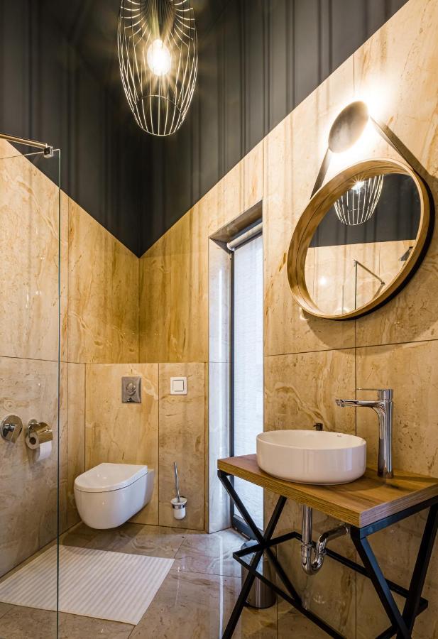 Epl Luxury Apartment Epleny Bagian luar foto