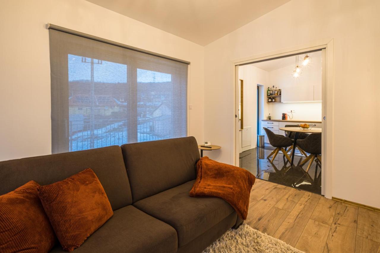 Epl Luxury Apartment Epleny Bagian luar foto